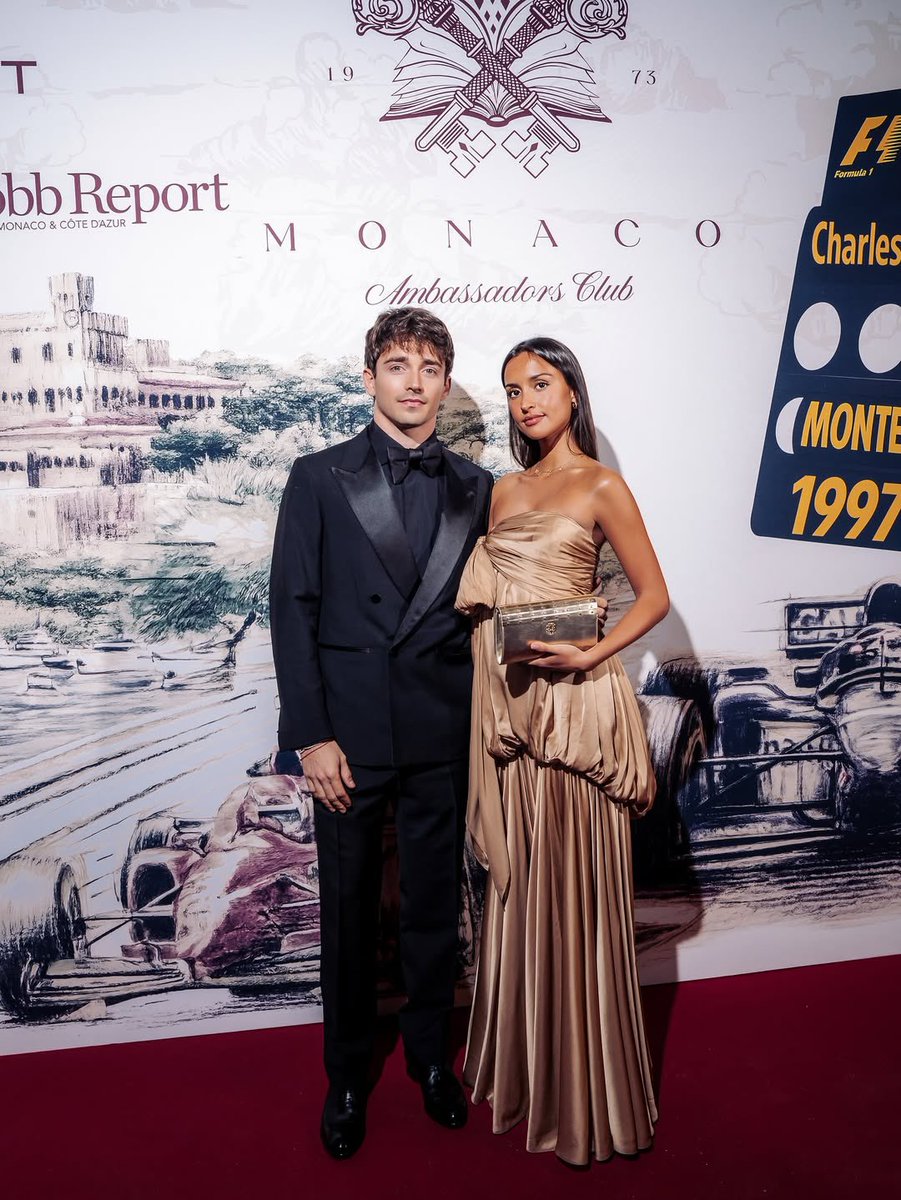 daily alexandra leclerc 🦋 tweet media