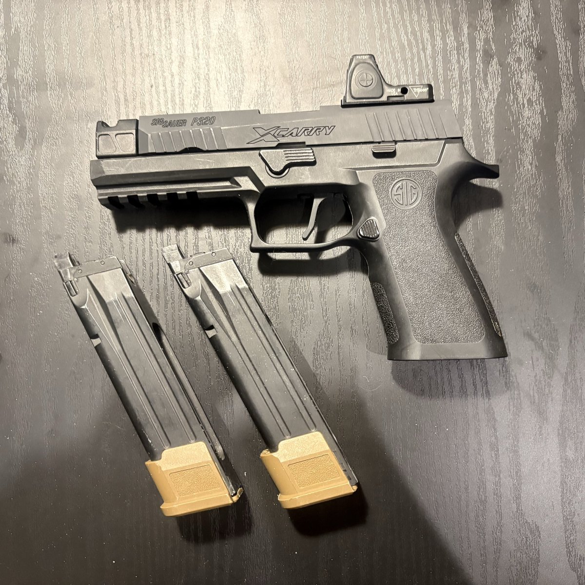 u3_nog's tweet photo. VFC p320 nova xcarry co2マガジンx2
難あり→エキストラクター紛失
価格35000円

x115x LBT2199clone
40000円

v60レプ 8000円

#ミリタリー物販

送別、まとめ買いで負担します。 https://t.co/CJALX5AEza