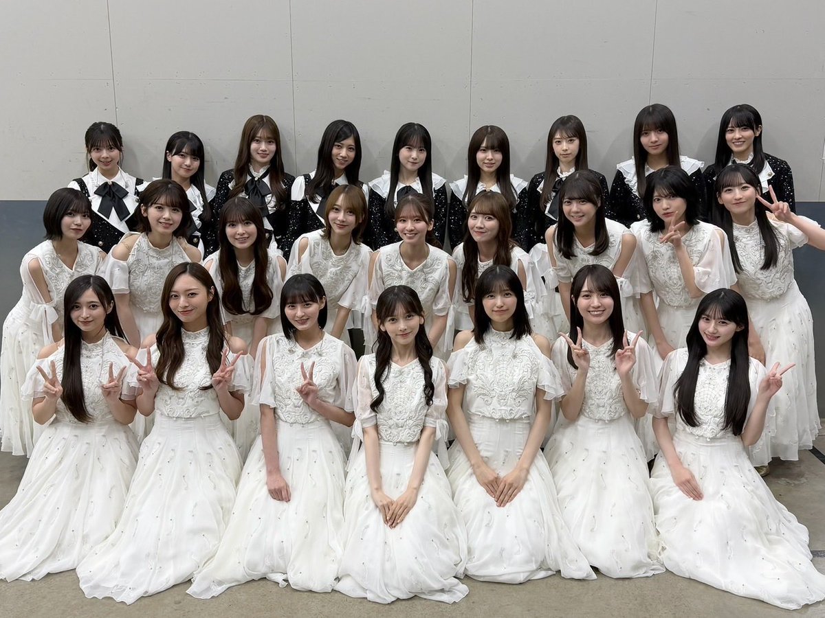 乃木坂46 tweet media