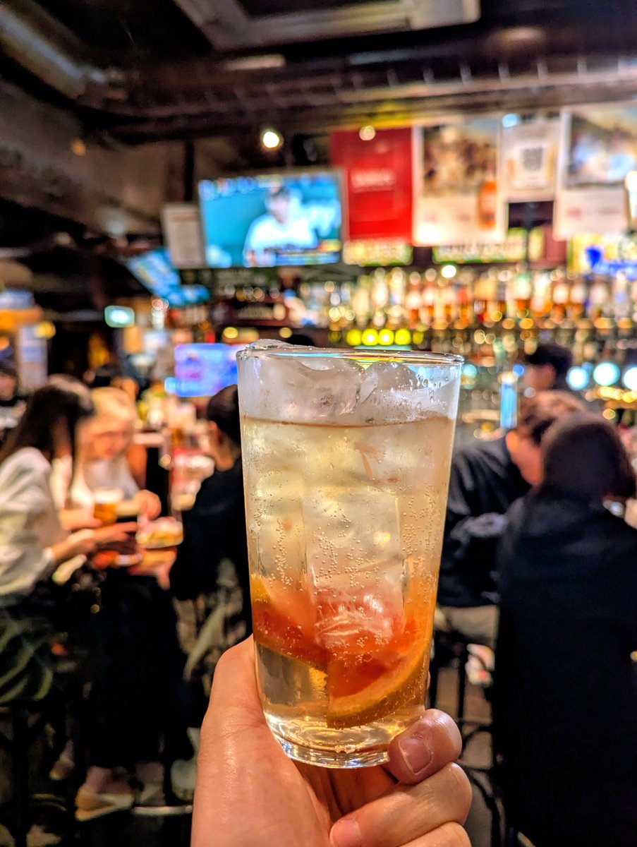 anohino_omoide's tweet image. HUB ✕ Dewar's
コラボキャンペーン!

デュワーズ12年 ローズハイボール
デュワーズ12年 キウイソニック
デュワーズシューター
で乾杯😊🥃
#HUB #デュワーズ #デュワーズアンバサダー