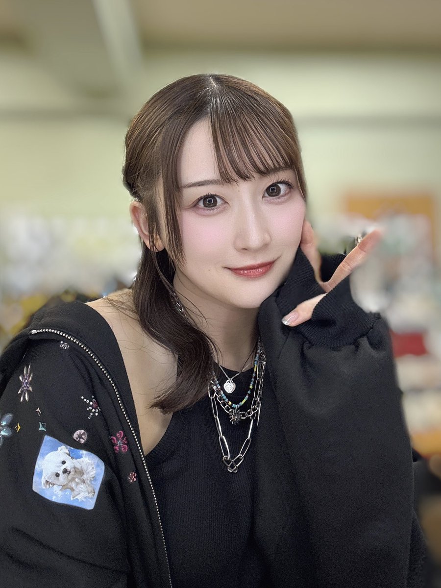 梅原サエリ tweet media