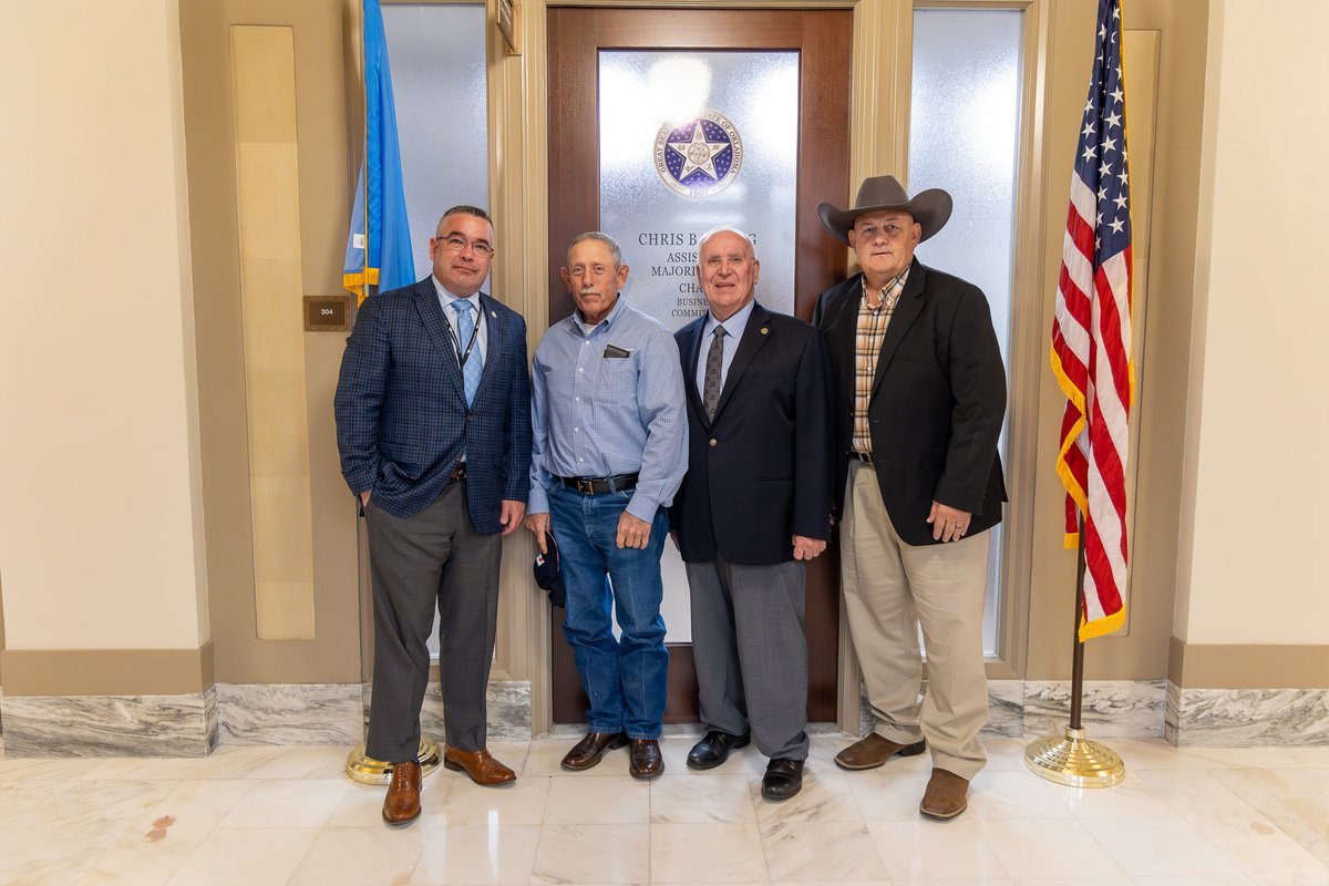 okfarmbureau's tweet photo. Comanche, Logan and Okmulgee counties took to the Capitol for their county Capitol visit to speak with their legislators about current ag issues and learning where the legislature is at in session. https://t.co/VbRy8sraa1
