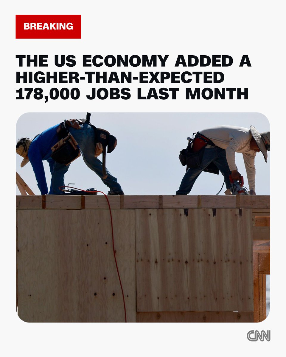 CNN Breaking News tweet media