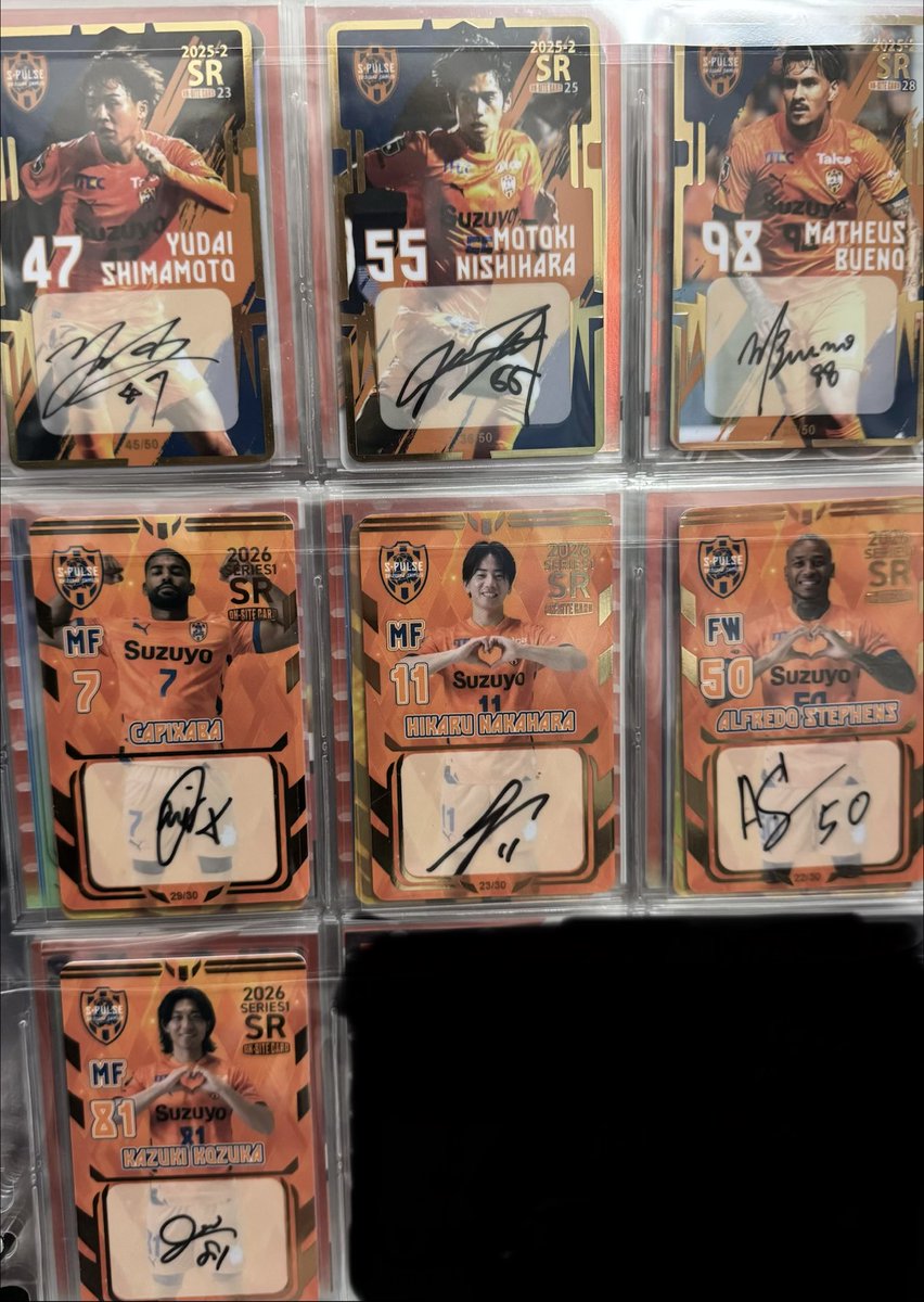 ろんりー tweet media