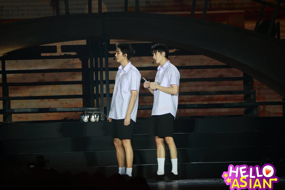 Hello_asian's tweet image. เป็นสเตจที่เล่าเส้นทาง เรื่องราวของฟอส-บุ๊ค ที่ประทับใจสุดๆ

FORCEBOOKMAFOX FUNTOPIA D1
#ForceBookFanCon
#forcebook #forcebookfancon #forcebookfancond1 #ฟอสบุ๊ค
#fforce_ #kasibook