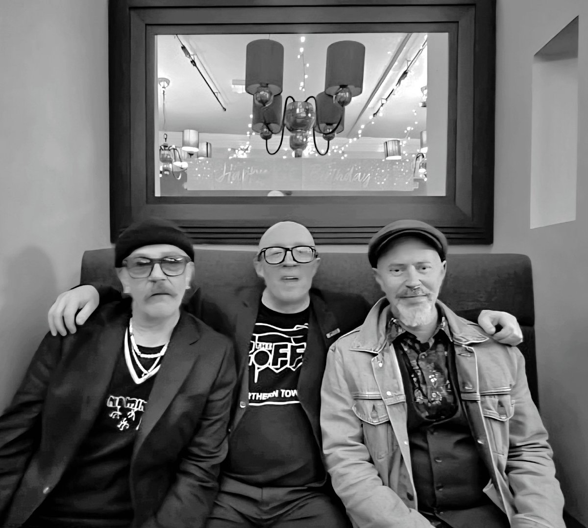 TheZoffs's tweet photo. New bass player! Welcome Ian ✌️ https://t.co/3p9YpX2c92