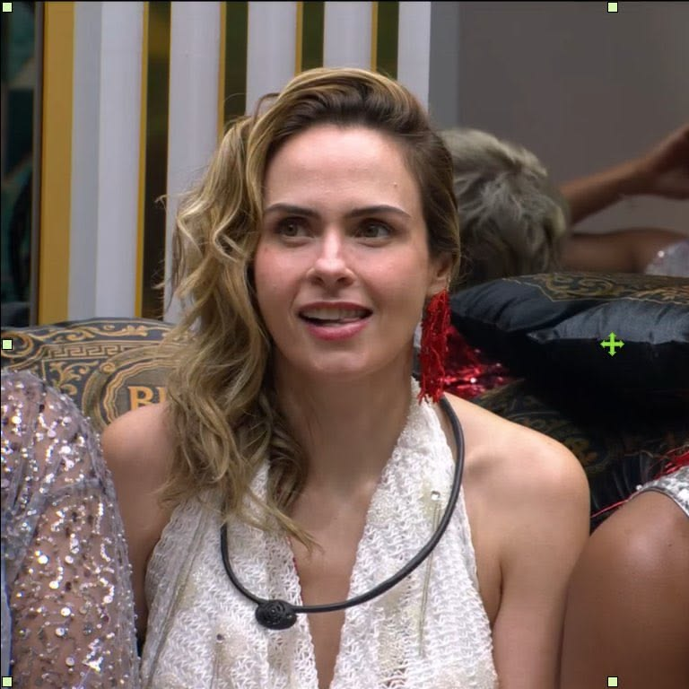 kate renault. ✮ tweet media