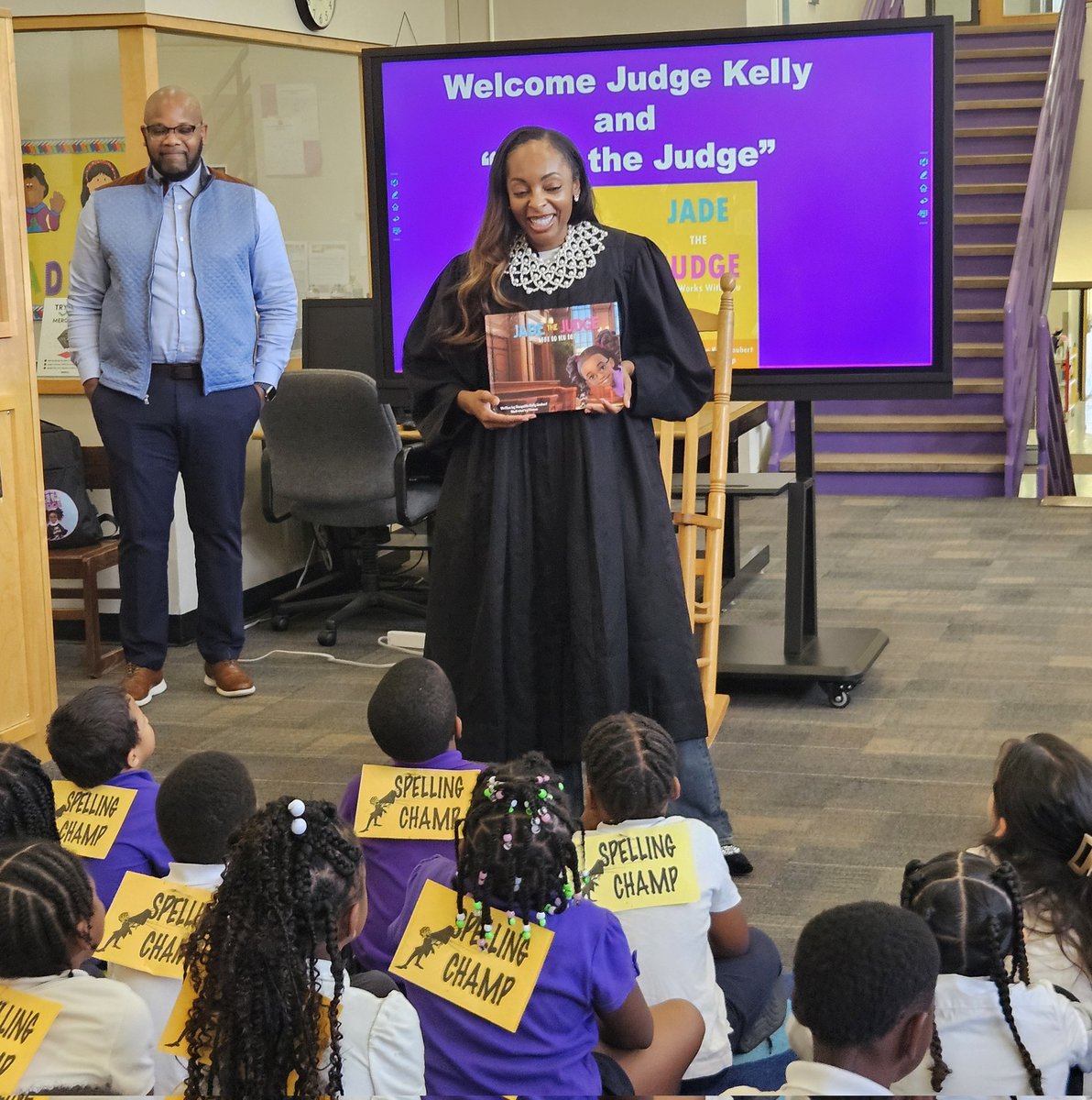 Librarian Kimberly Wooten tweet media