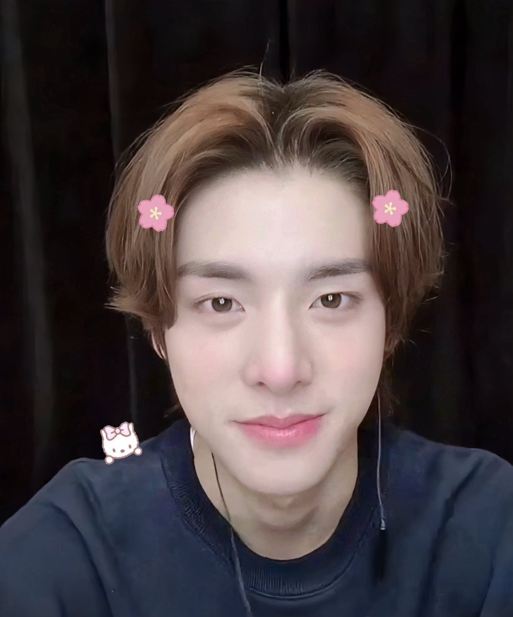 𝓫𝚞𝚗𝚗𝚒𝚎 tweet media