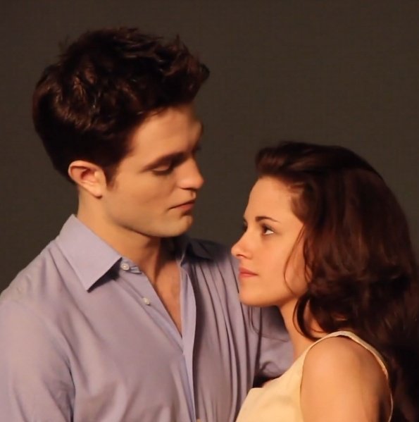 archivetwilight's tweet photo. the set up                           the shot https://t.co/YNNIB3ntJH
