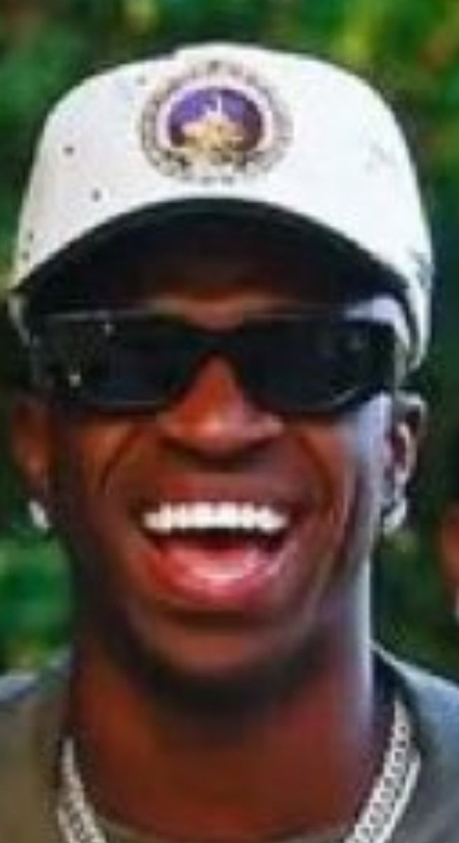 Rings of Saturn tweet media