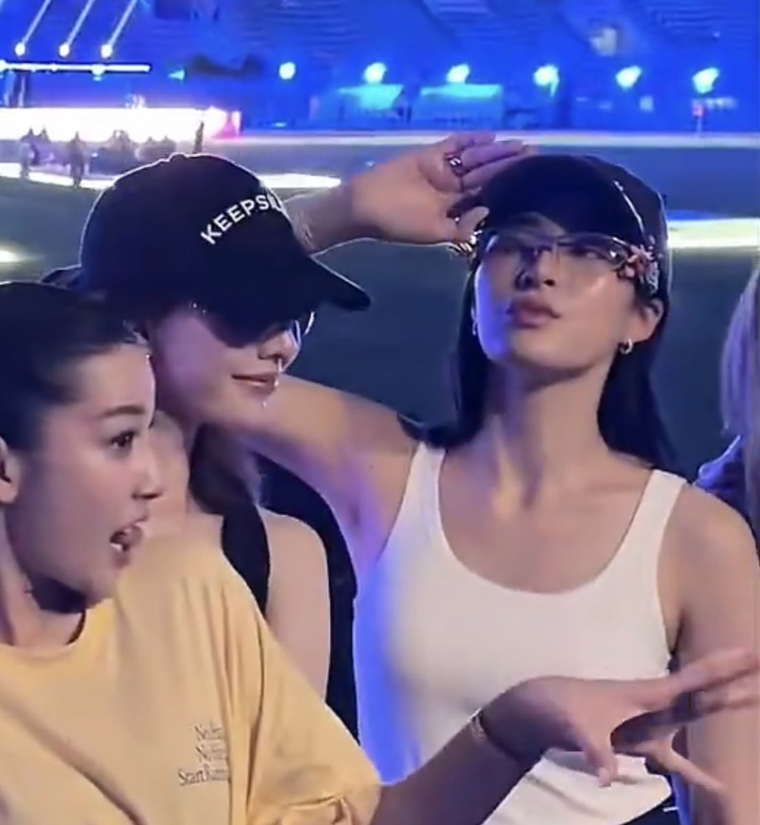 อาบูหลานยายลูกมี้หลิงม้าออม tweet media