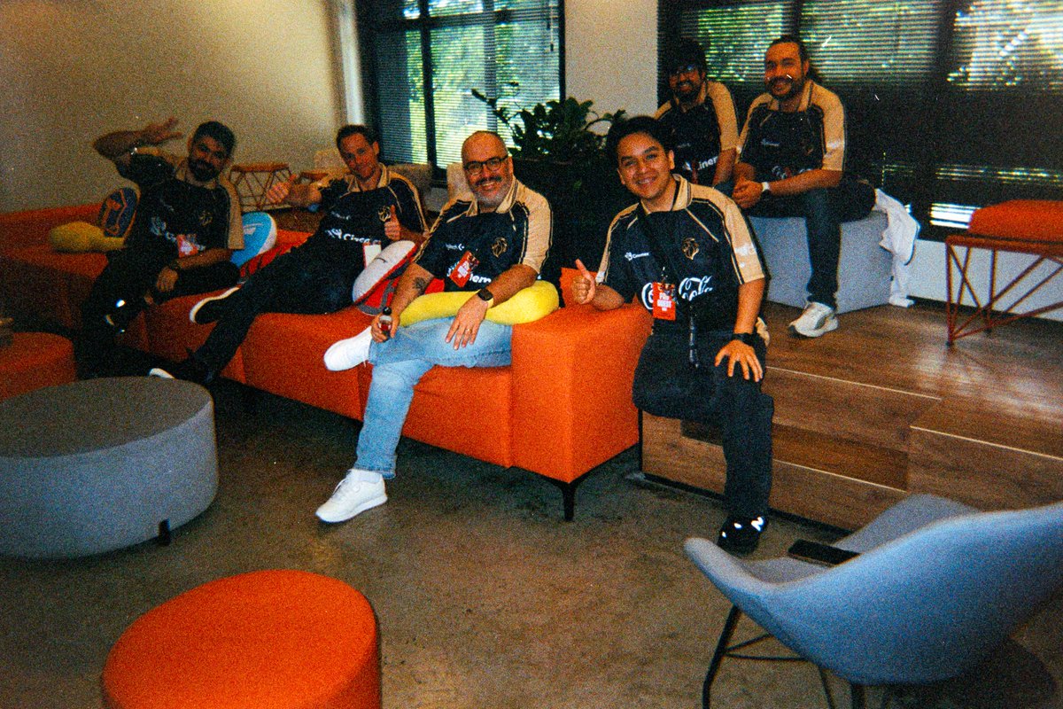 LoL Esports tweet media