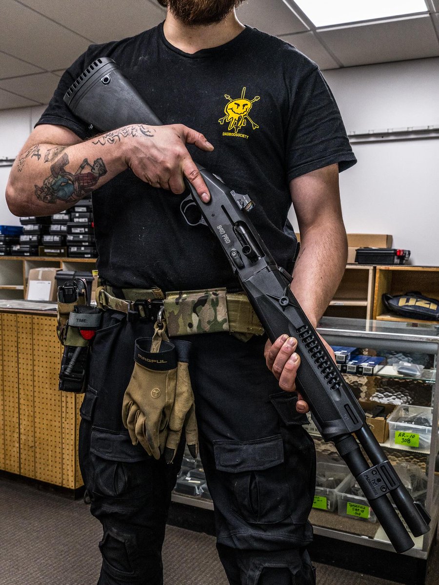 Mossberg tweet media