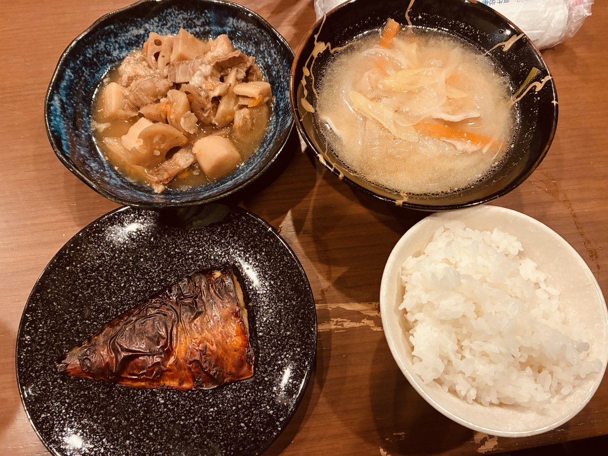 Acris.tara tweet media