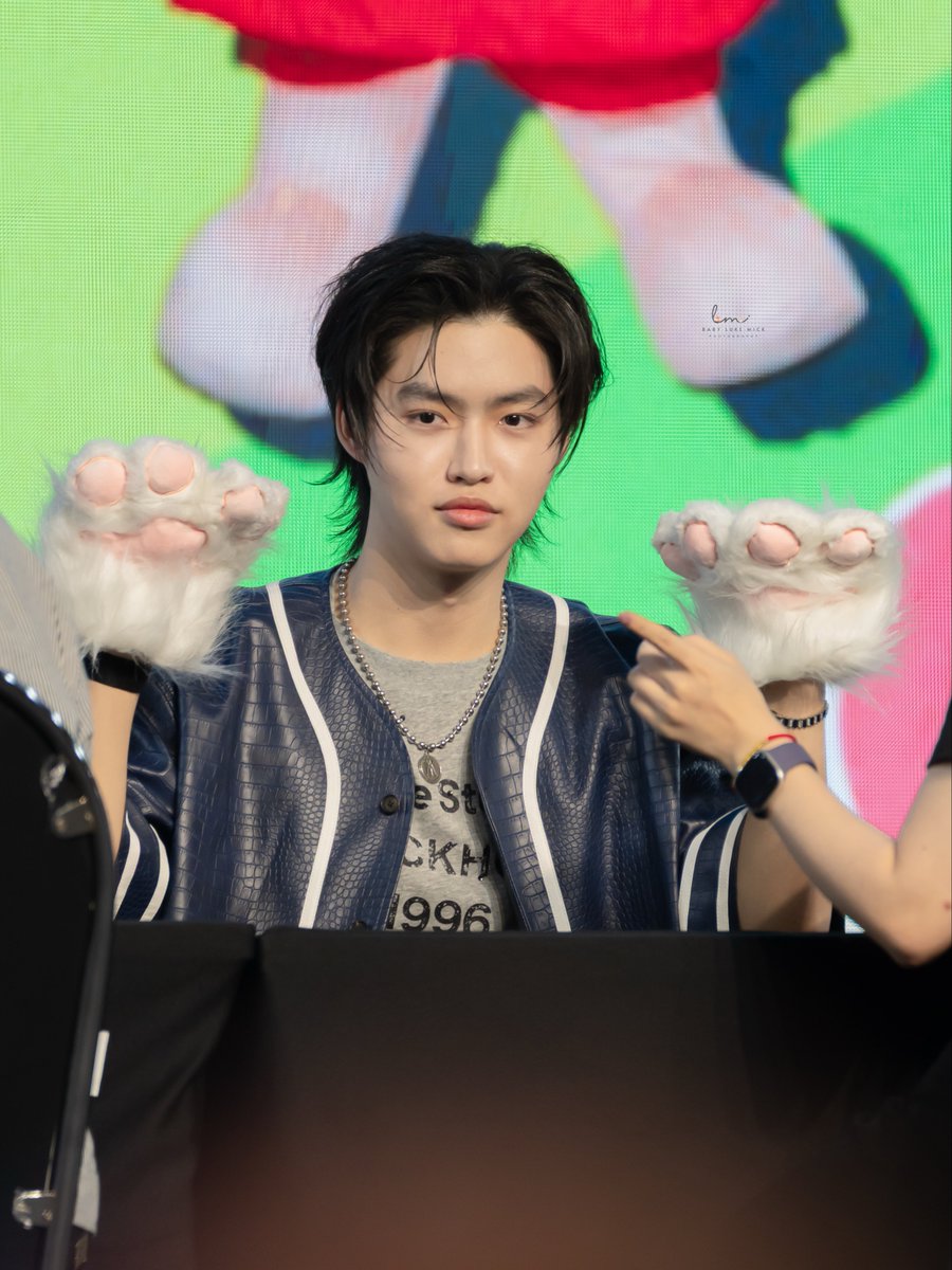 Baby LukeMick 🦊🐰 tweet media