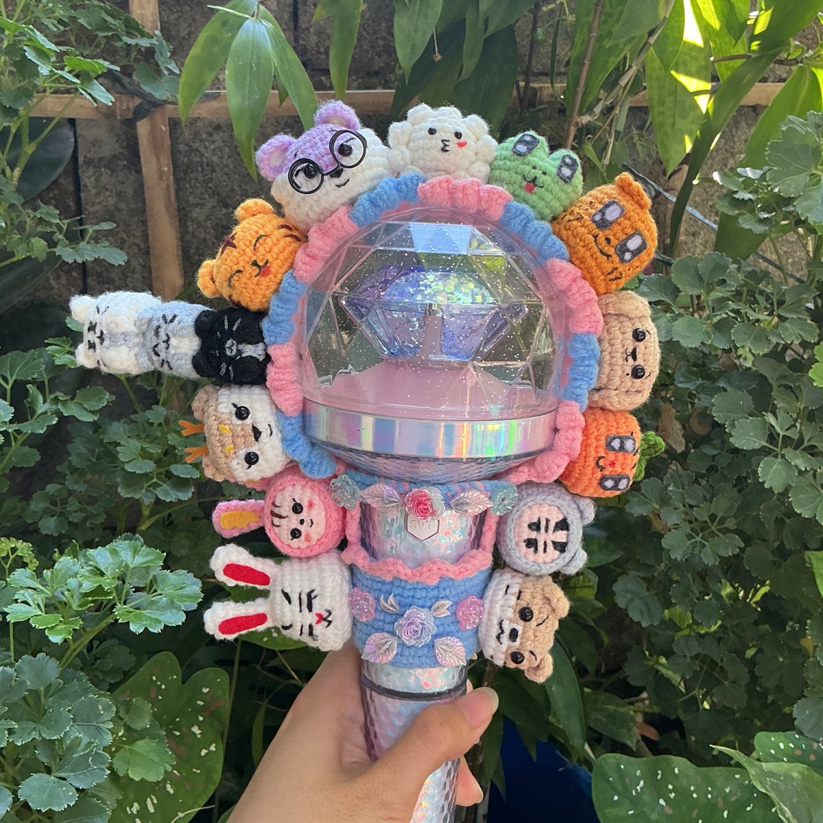 시작🌜𖧷 pink dino available ✨ tweet media