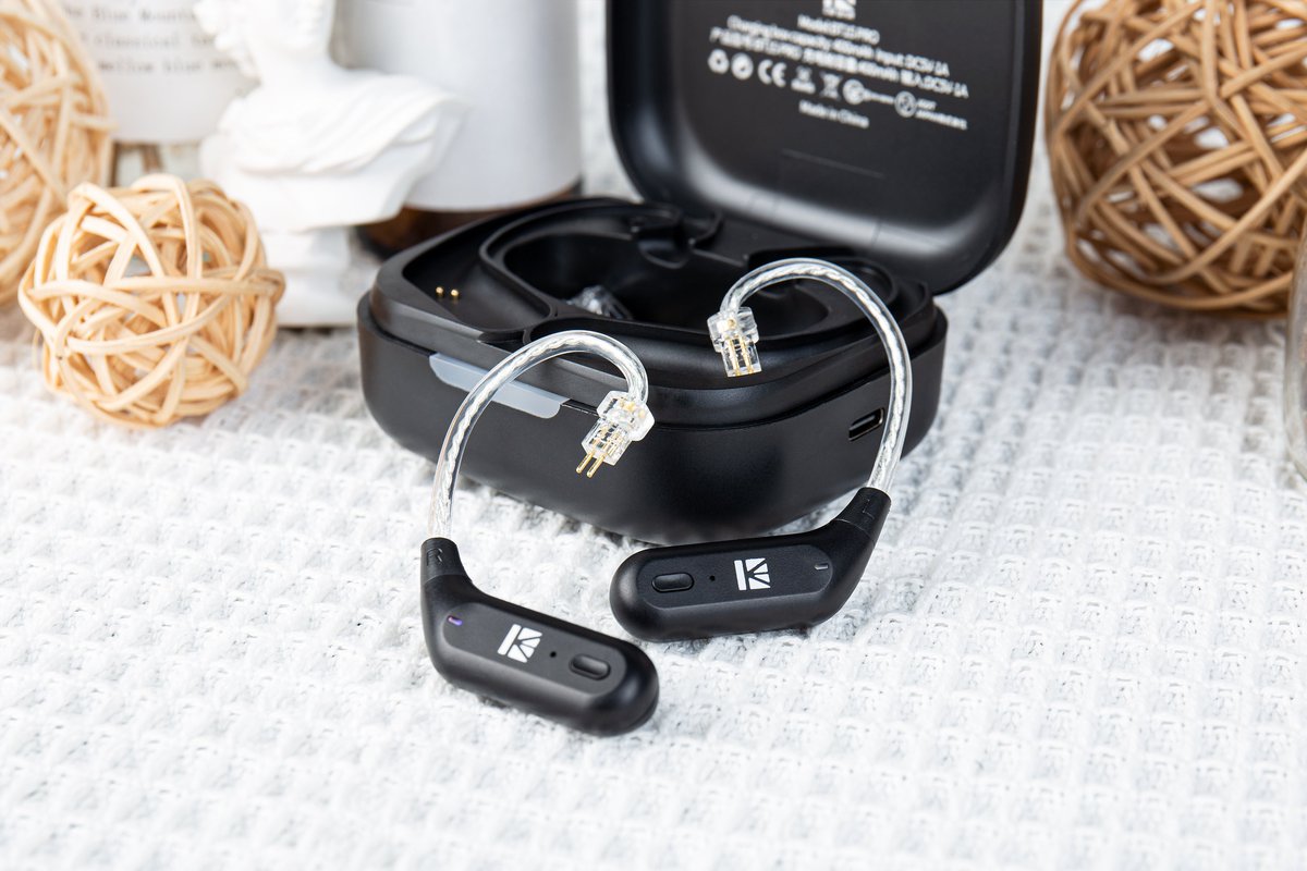 Kbear_Global's tweet image. 😺KBEAR Xuange BT15 Pro
Control your music on the move
• Press &amp;amp; hold for 3 seconds - Power On/Off
• Single click - Play/Pause
• Double click - Previous/Next track
#iem #musicals #voices #ears #earbuds #KBEAR