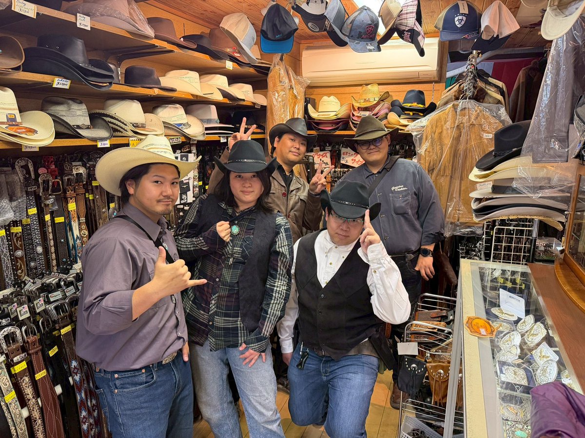 ナツネ tweet media