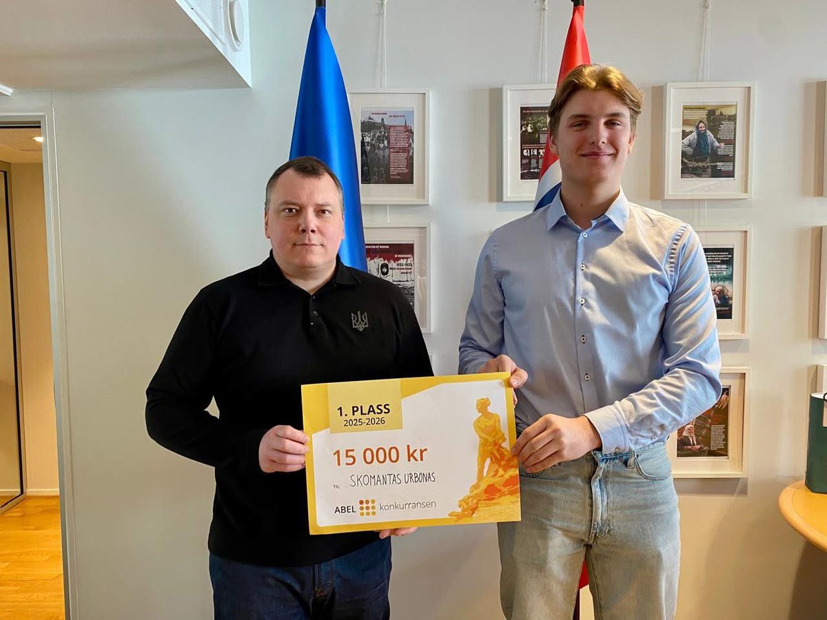 saintjavelin's tweet photo. 🇳🇴🤝🇺🇦 A 17-year-old winner of Norway’s national math olympiad donated his entire 15,000 NOK prize - about $1,550 USD - to support Ukraine.

“I’ve always heard that evil wins only when good people remain indifferent. So I decided this achievement would mean more if it helped Ukraine win.”

Photo: Embassy of Ukraine in Norway/ Facebook