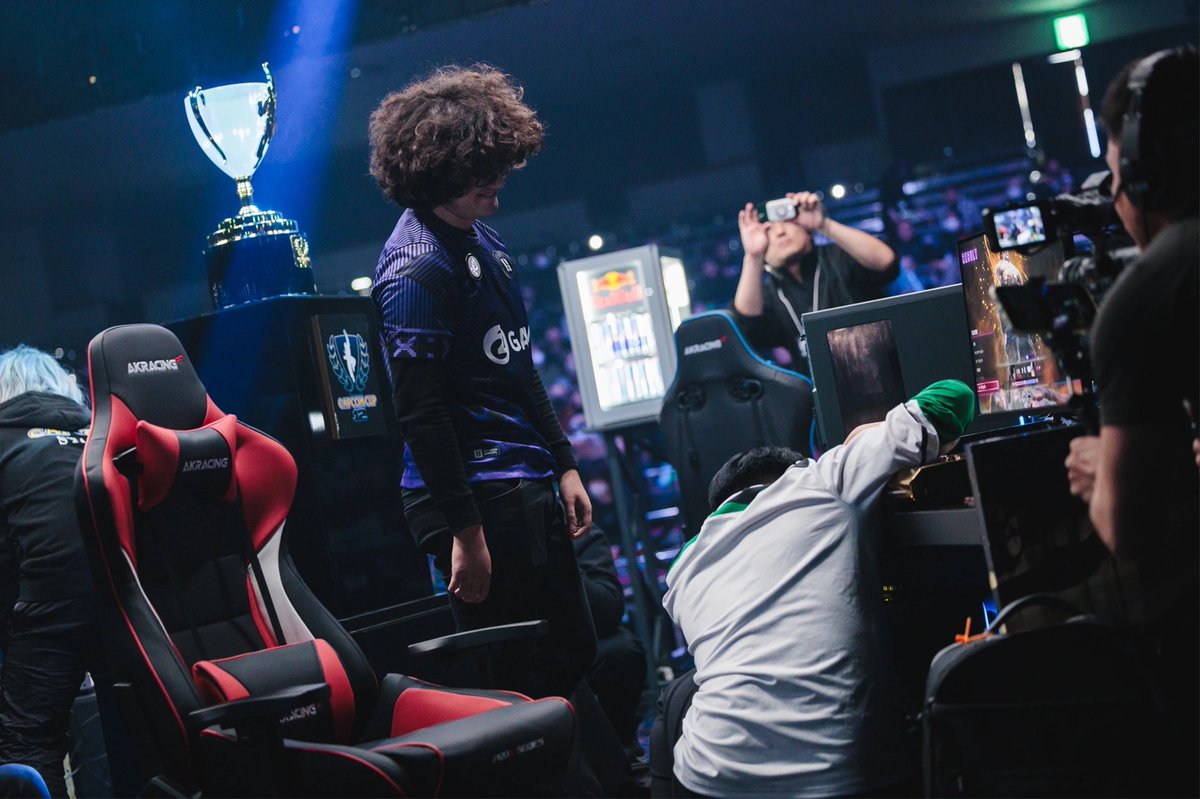 Deise Bueno | Gundam Girl | デイジー tweet media