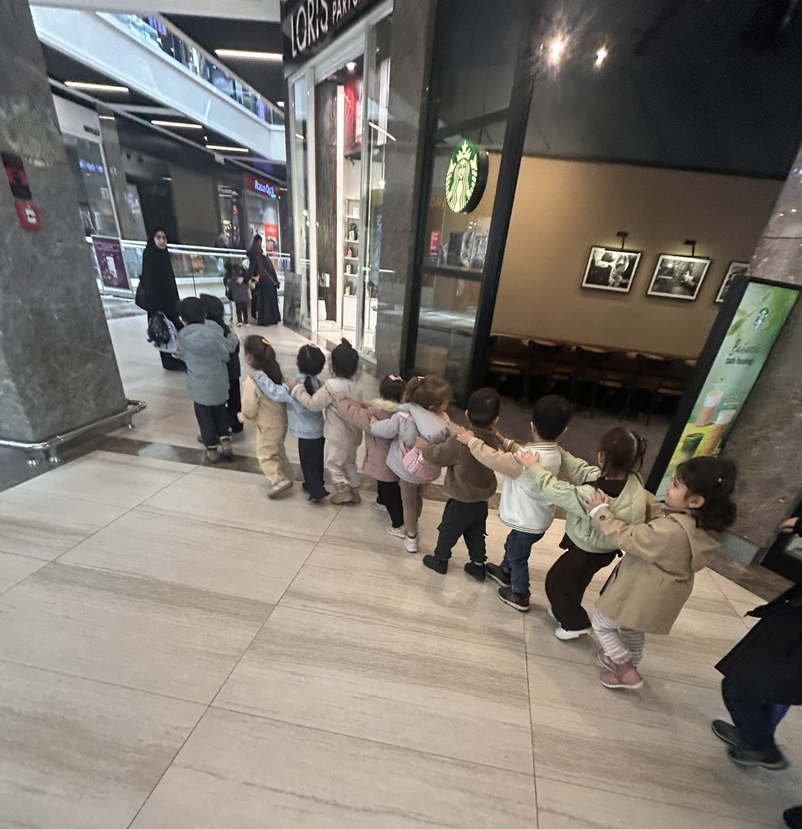 rootmood tweet media