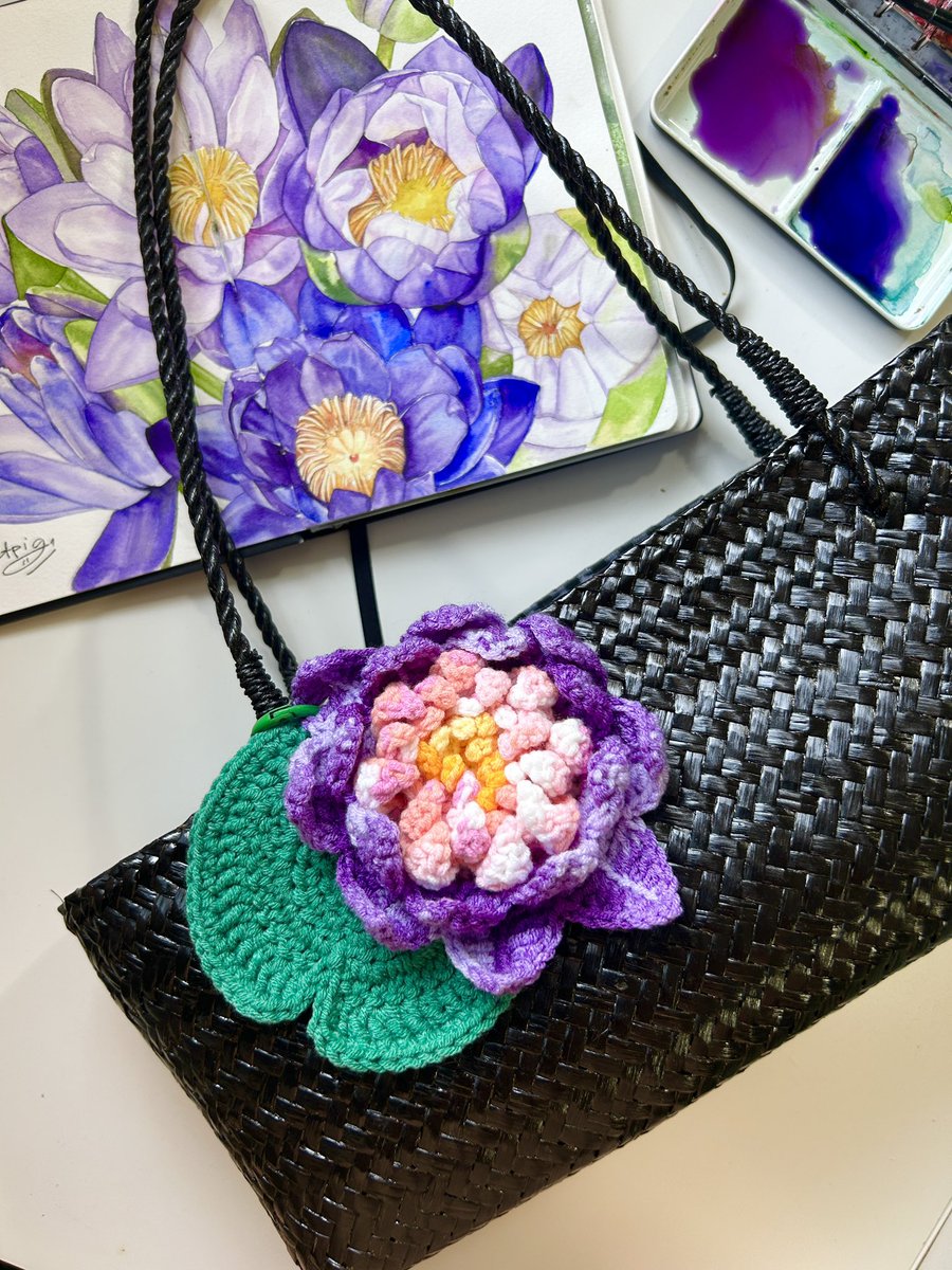 Sweetpigsly🎄 tweet media