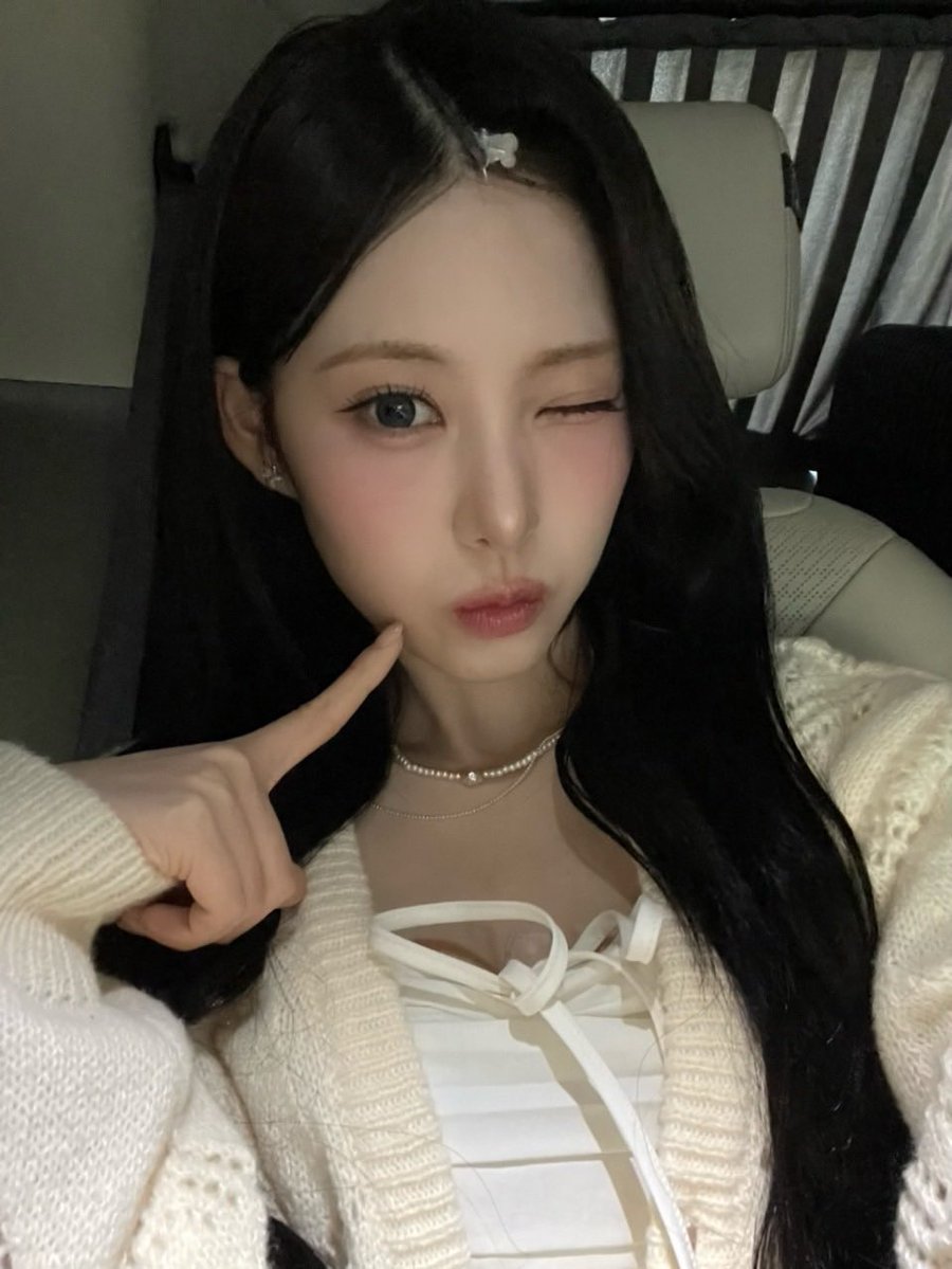 from rescene 🫧💄 tweet media