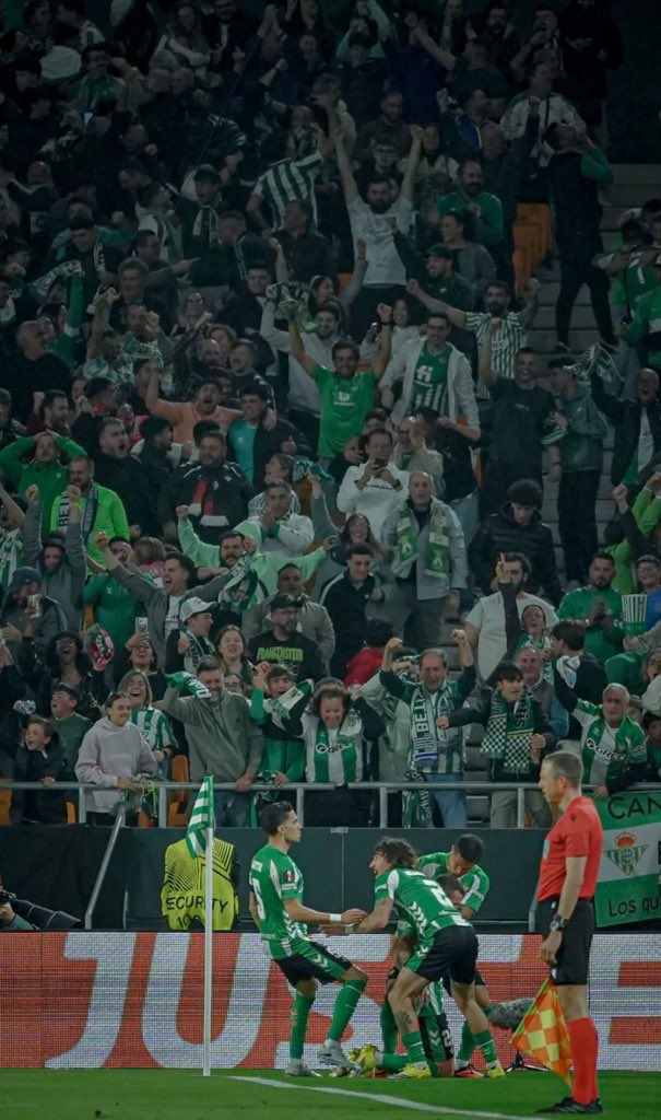 El Mago de las Botas Blancas tweet media