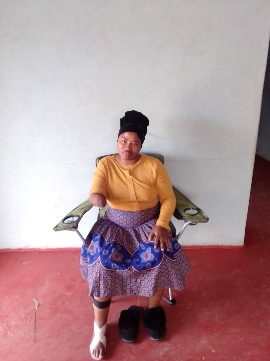 Man’s NOT Barry Roux tweet media