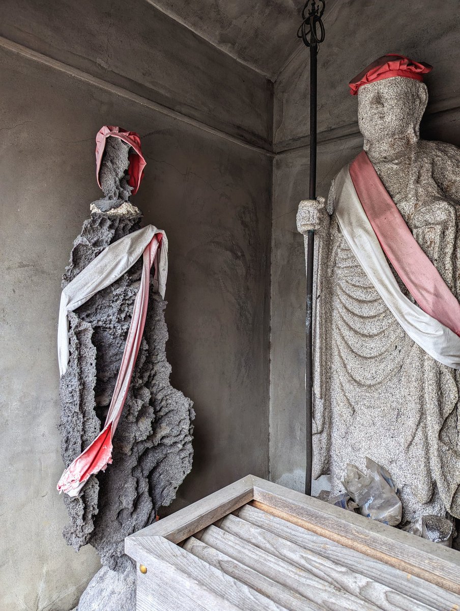 シカクガング tweet media