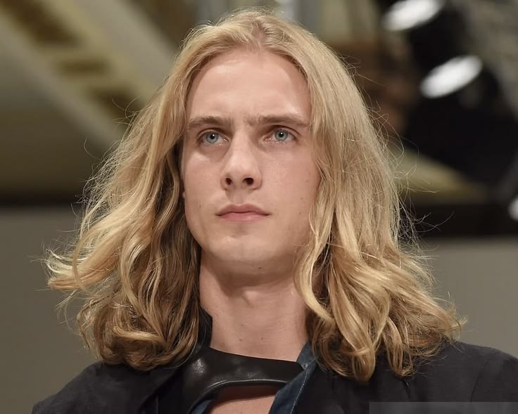 MY BEAUTIFUL PRINCE
MY LORD HUSBAND 
LOVE OF MY LIFE 
FATHER OF MY CHILDREN
MY KING