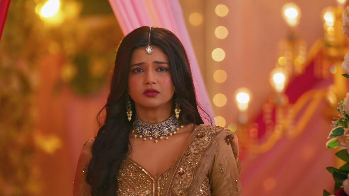 Misunderstood, unheard, but still unwilling to leave each other 🤍❤️‍🩹

{#Yrkkh #AbhiMaan #RohitPurohit #SamridhiiShukla #AbhiraSharma #ArmaanPoddar}