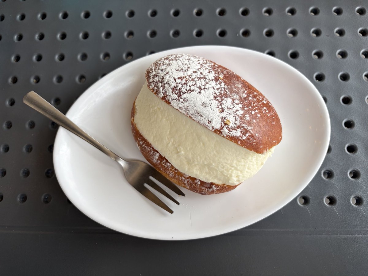 adri ໒꒱ tweet media