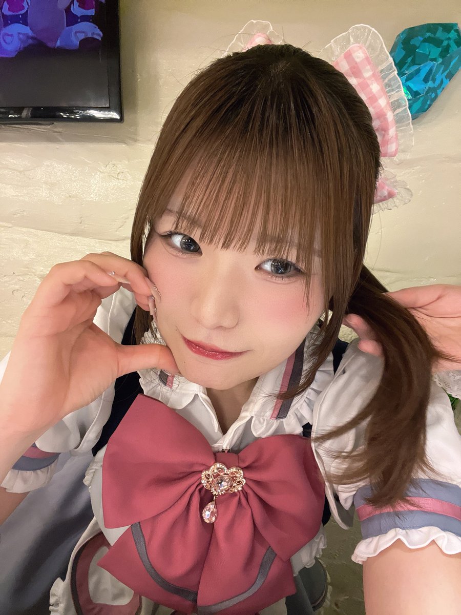 おきゅいん🎀

今日の魔法は
ポニーテールです🪄💘

ご帰宅お待ちしております✨

#ハートオブハーツ #秋葉原 #メイドカフェ