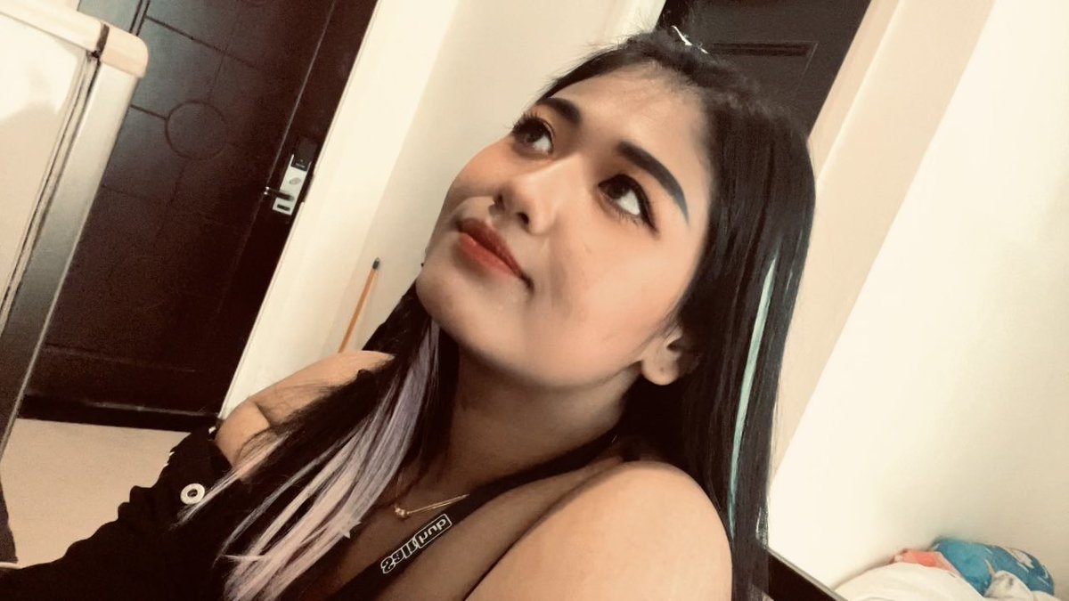 NunNew🌻🖤 tweet media