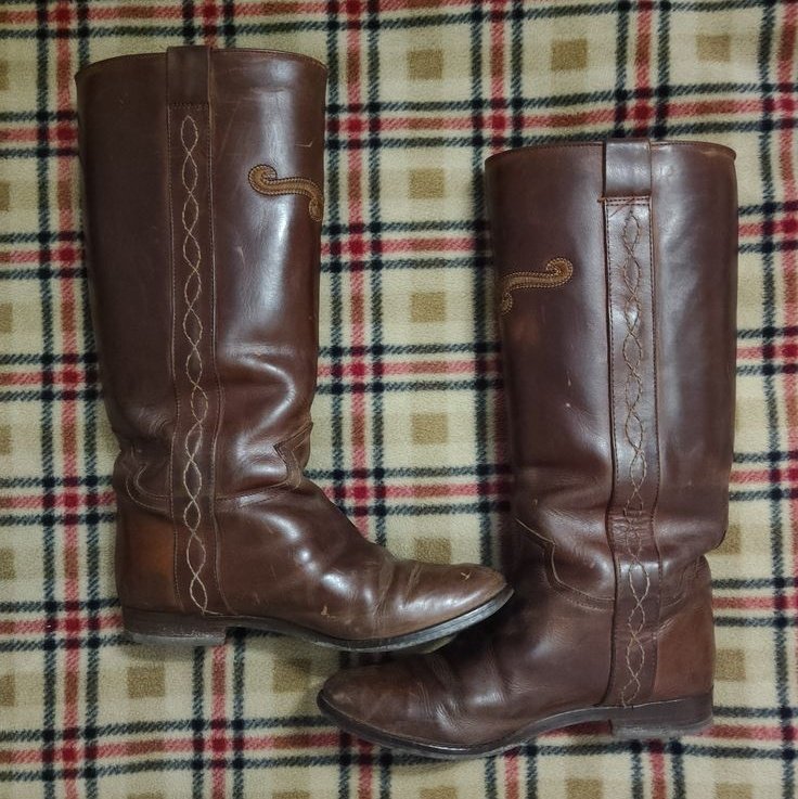 anika 🦌 tweet media