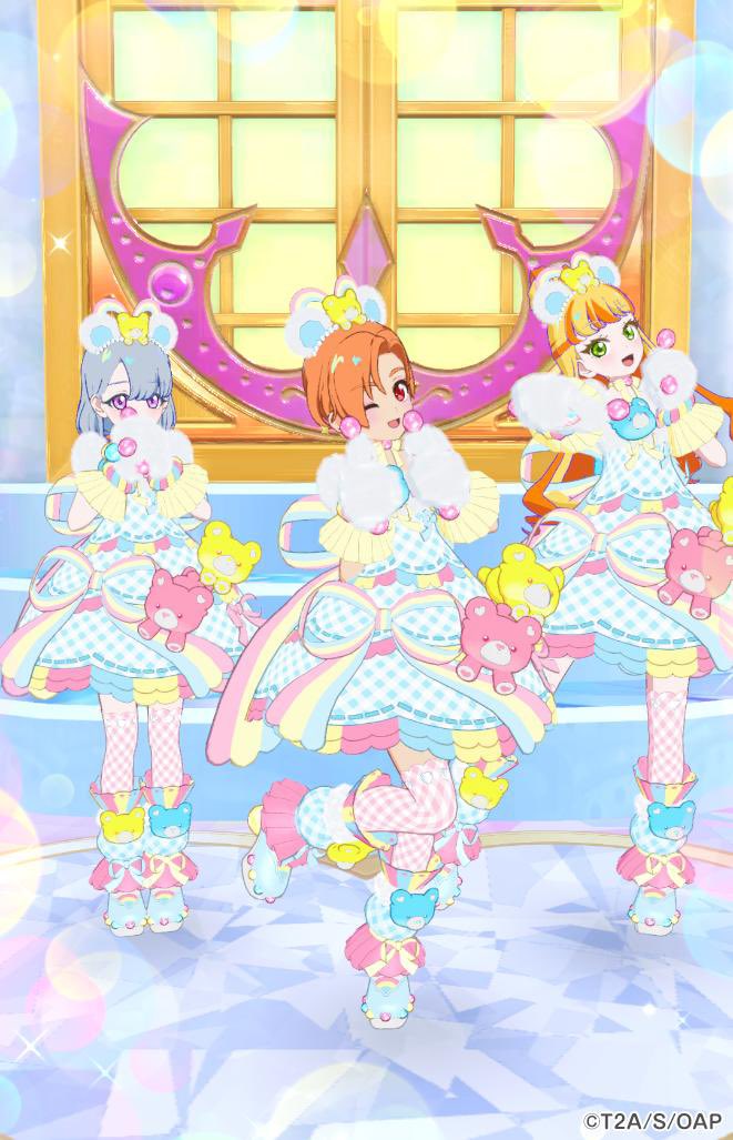 小銭作りに行ったのに、バズかわくまさんコーデでランウェイして来てしまった。しかも録画台だったので映像も残せました。神です。