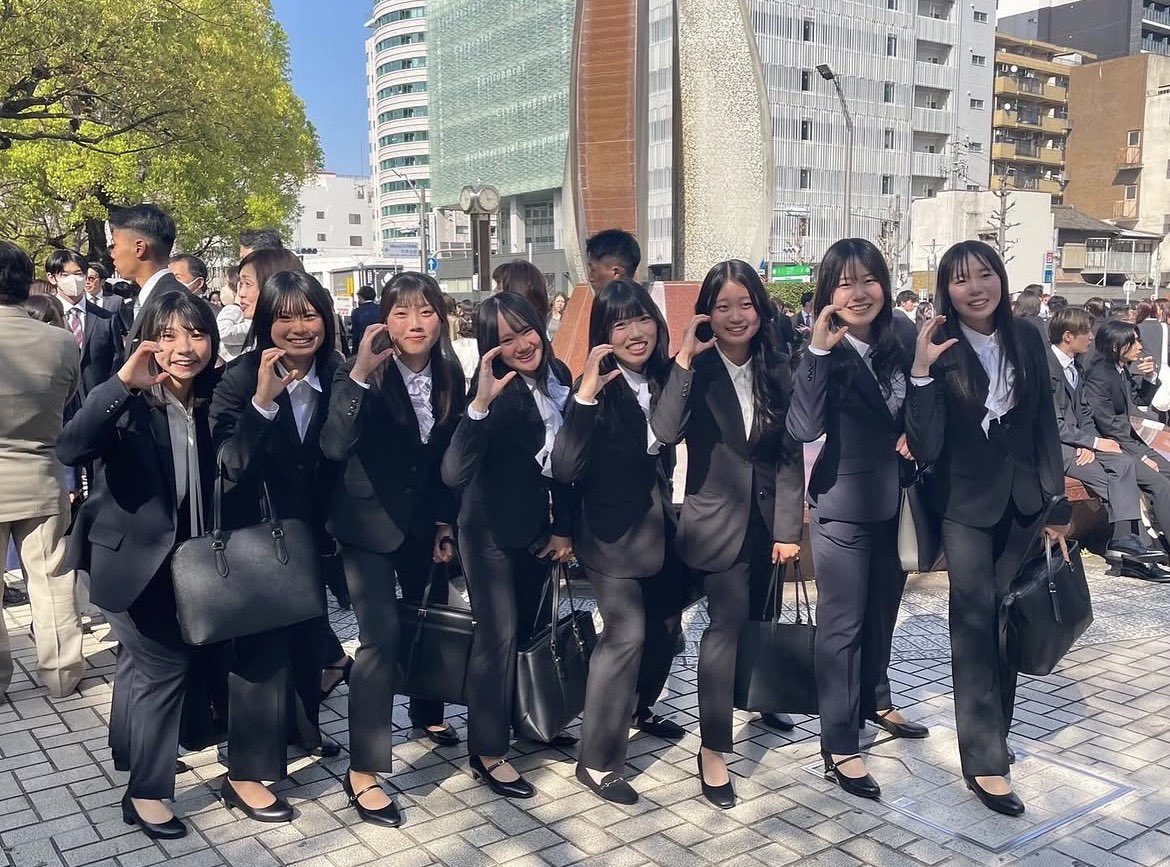 chukyowoman's tweet photo. 本日は中京大学の入学式でした‼️
新一年生のみなさん、入学おめでとうございます㊗️
新しいメンバーと頑張っていきます❤️‍🔥 https://t.co/l5IwwpCwWG