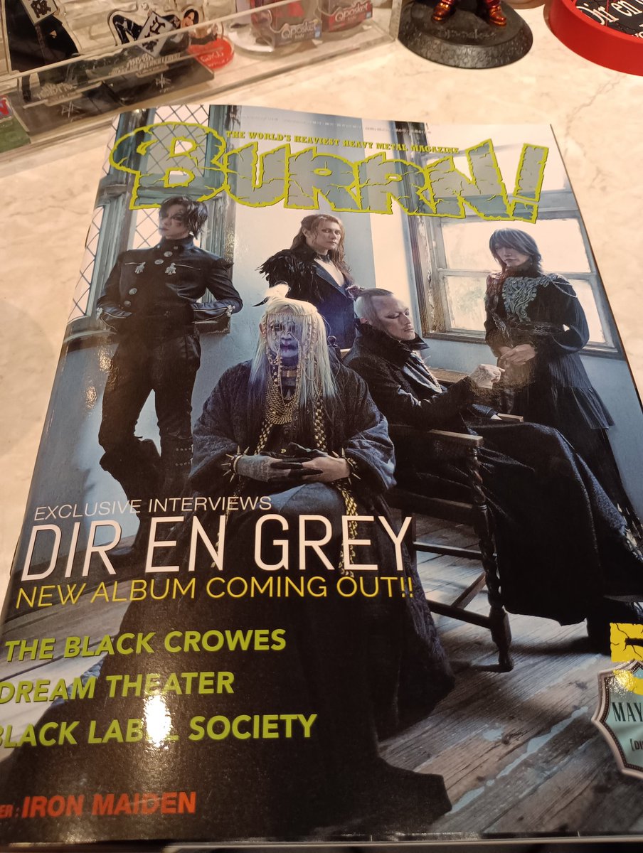 EVΦL エヴォル tweet media