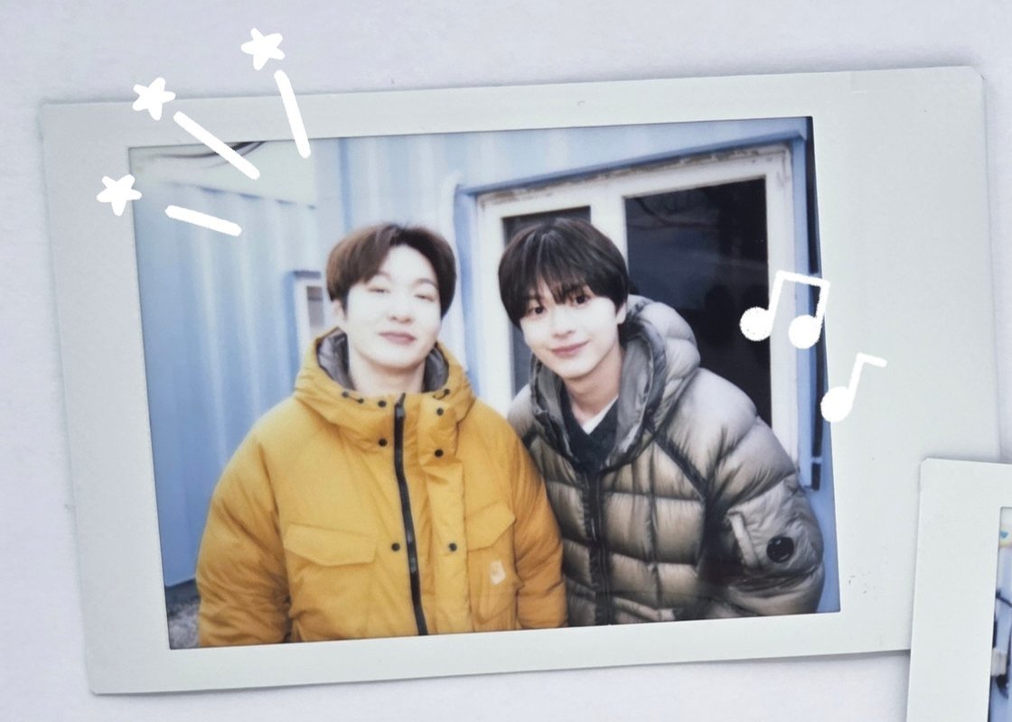 이뽀섭 tweet media