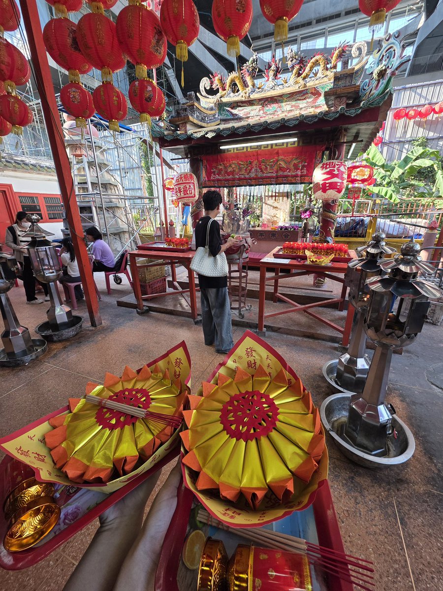 มอมอทีเด้ดโอทีเจ้ดดิวะ tweet media