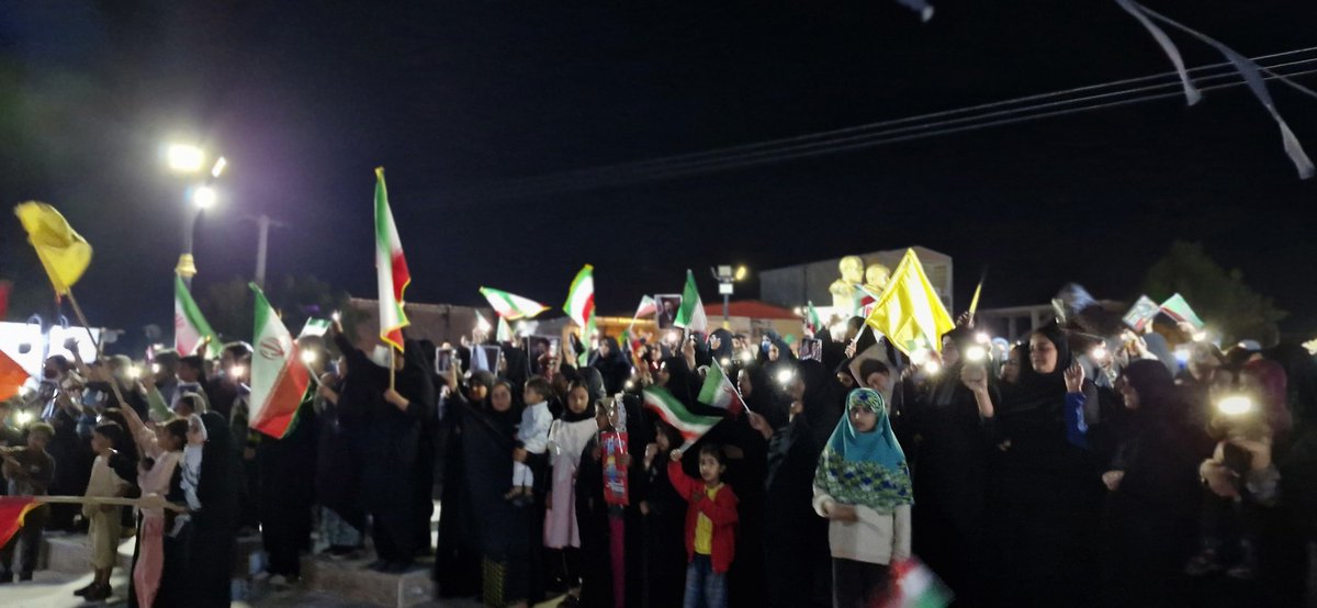 اینجا فاریاب دیار س رداران ش هید حسین تاجیک و موسی یوسف زاده است، اینجا دیار شیرمردانی چون علیرضا تاجیک و یاسر محمدی سلیمانی ست، مردم آمدند تا بگویند ما پای عهدی که بستیم می مانیم ...

#تا_پای_جان_برای_ایران 
#حضور_مقدس
