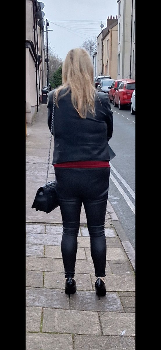 MrsPandMrJ tweet media