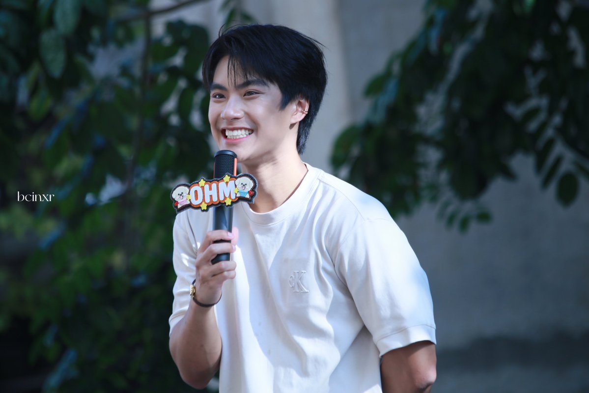 zawng Naw tweet media