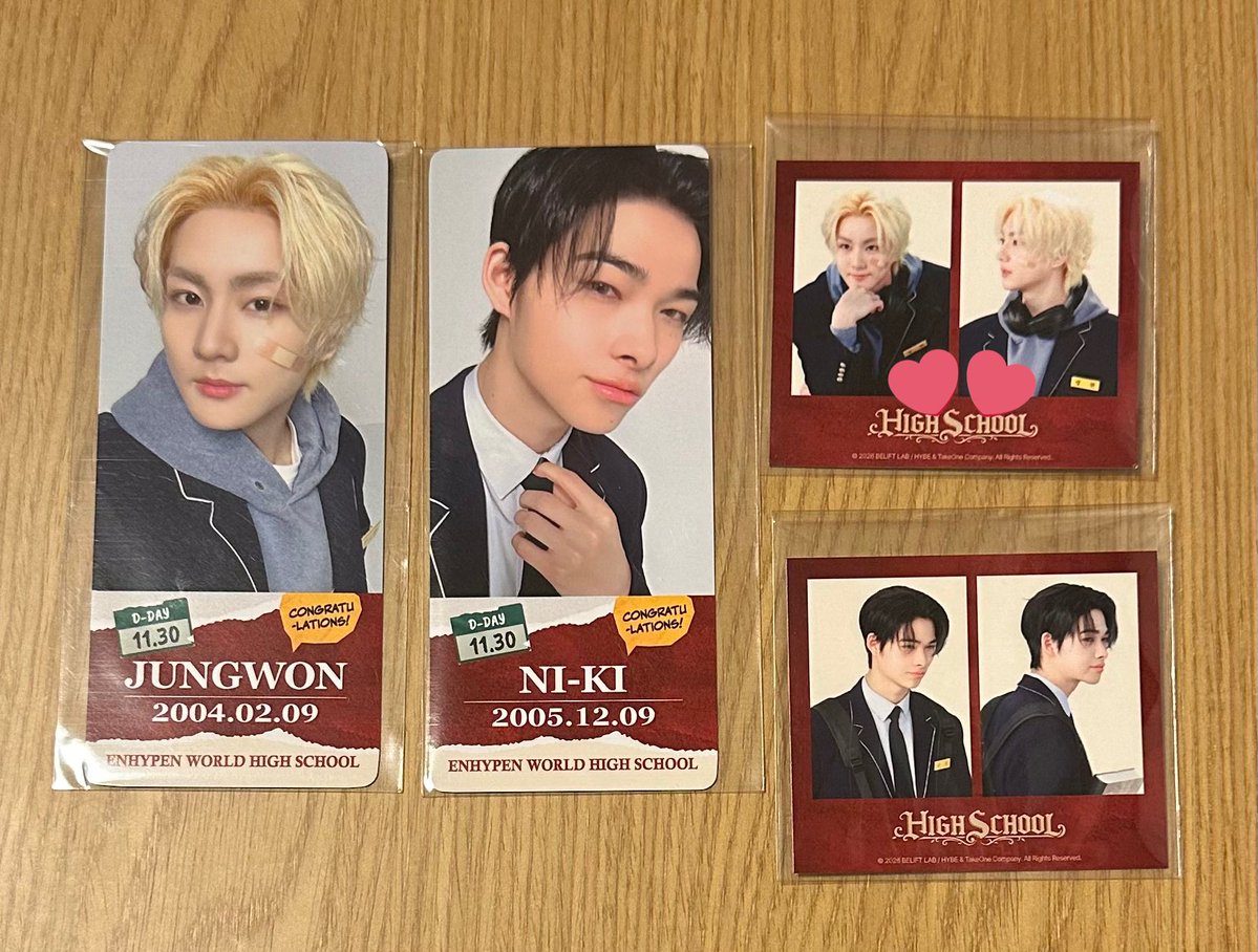 𝓡𝓲 tweet media