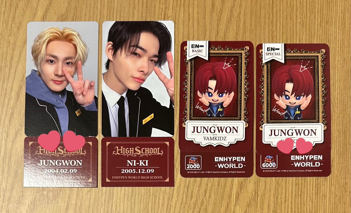 𝓡𝓲 tweet media