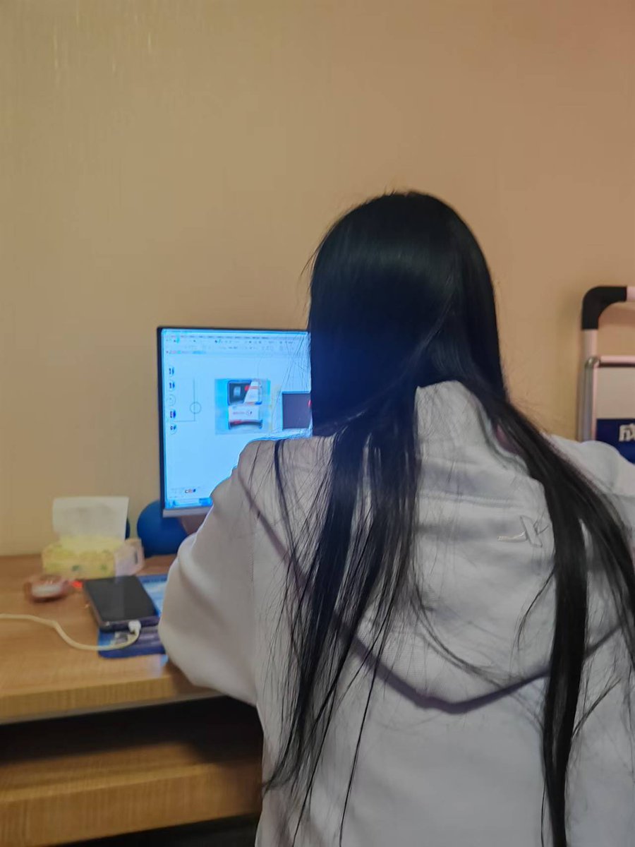 نبيهه tweet media