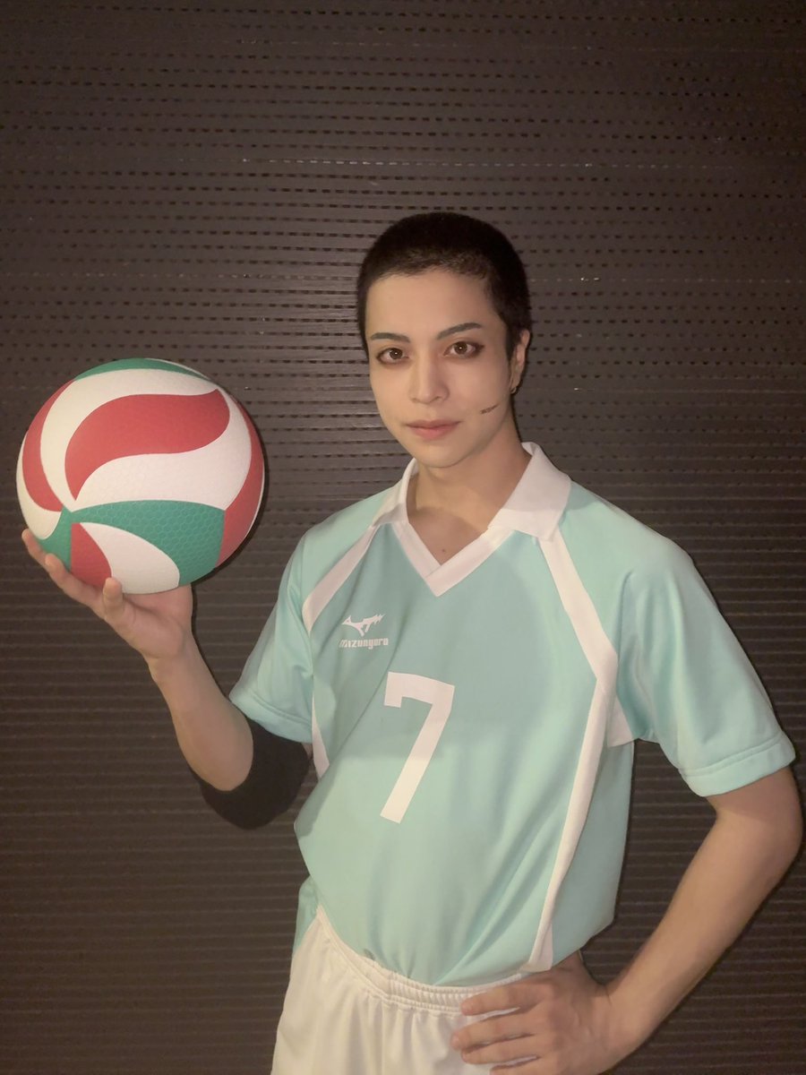 寺島レオン tweet media