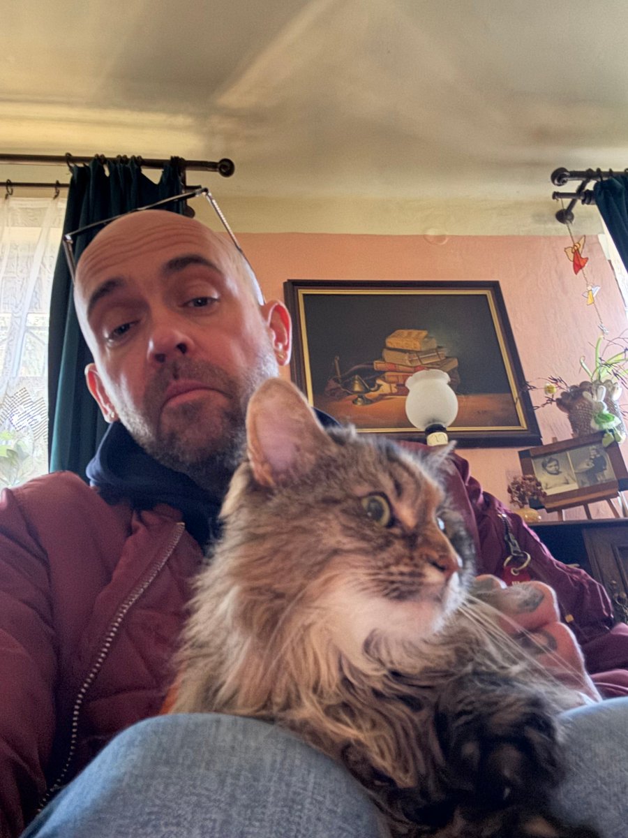 Mr.Whitie™ tweet media